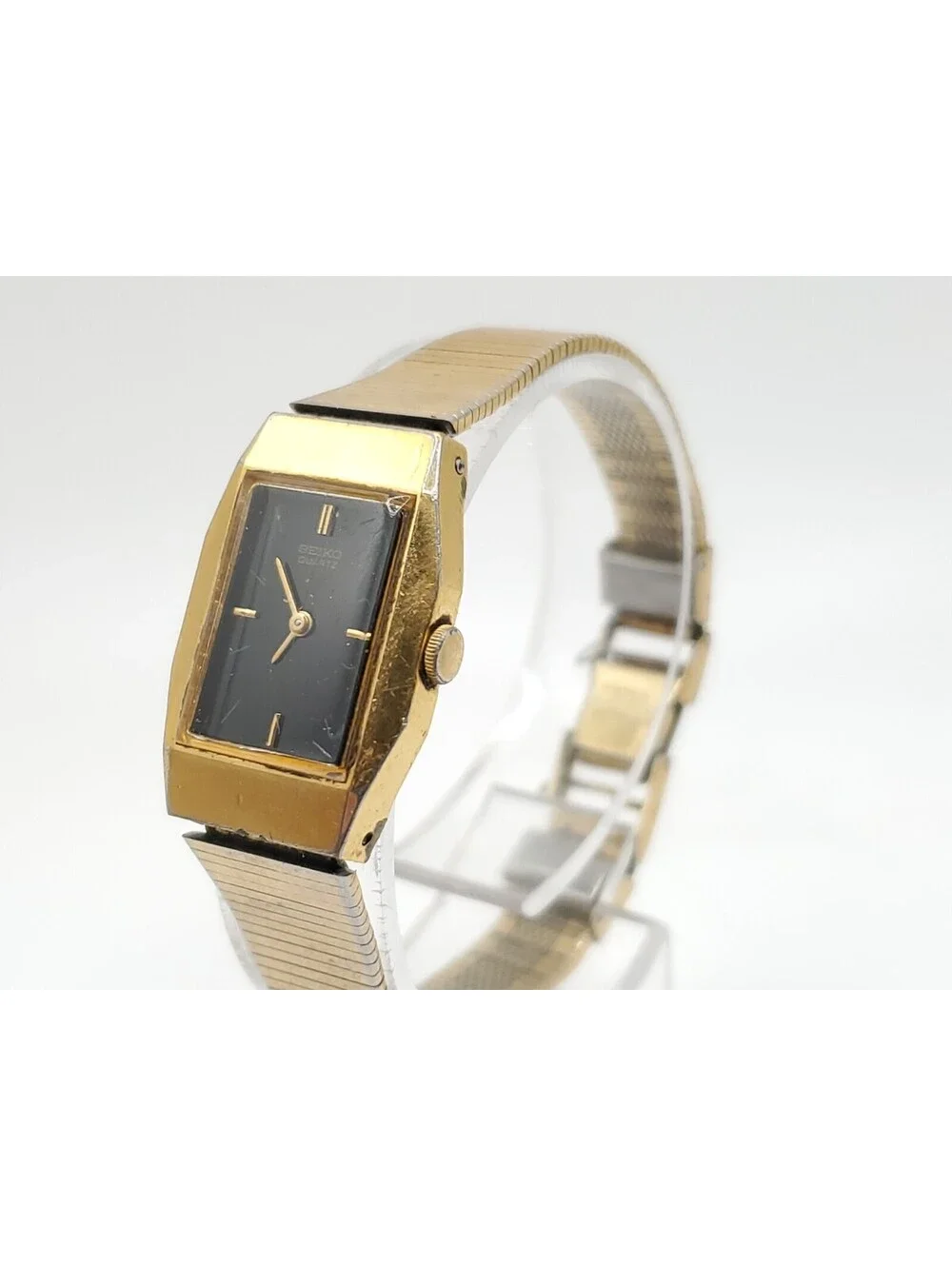 Vintage Seiko Quartz Watch Womens New Battery Gold Tone Black Dial 16mm